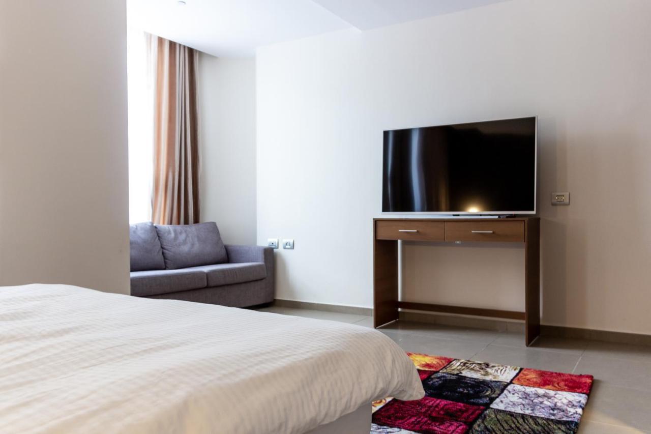 Amwaj Apartments นาซาเรธ ภายนอก รูปภาพ